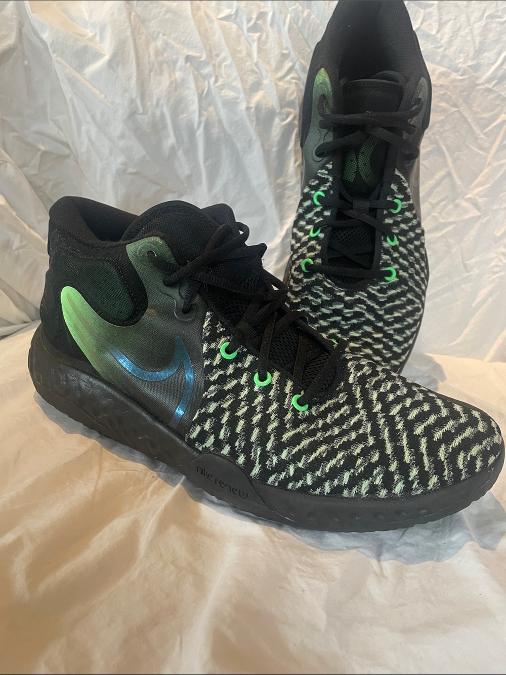 KD Nike Trey 5 VIII Black Illusion  CK2090-004 size 11.5 Great Condition